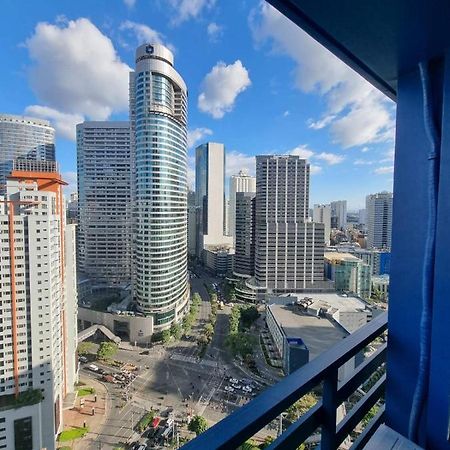 Great View 1 Bedroom Condo In Makati Near Trident Tower Manille Extérieur photo