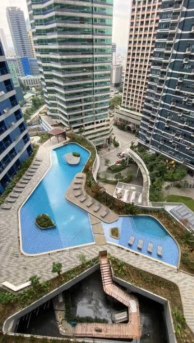 Great View 1 Bedroom Condo In Makati Near Trident Tower Manille Extérieur photo