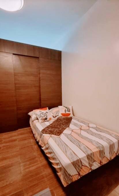 Great View 1 Bedroom Condo In Makati Near Trident Tower Manille Extérieur photo